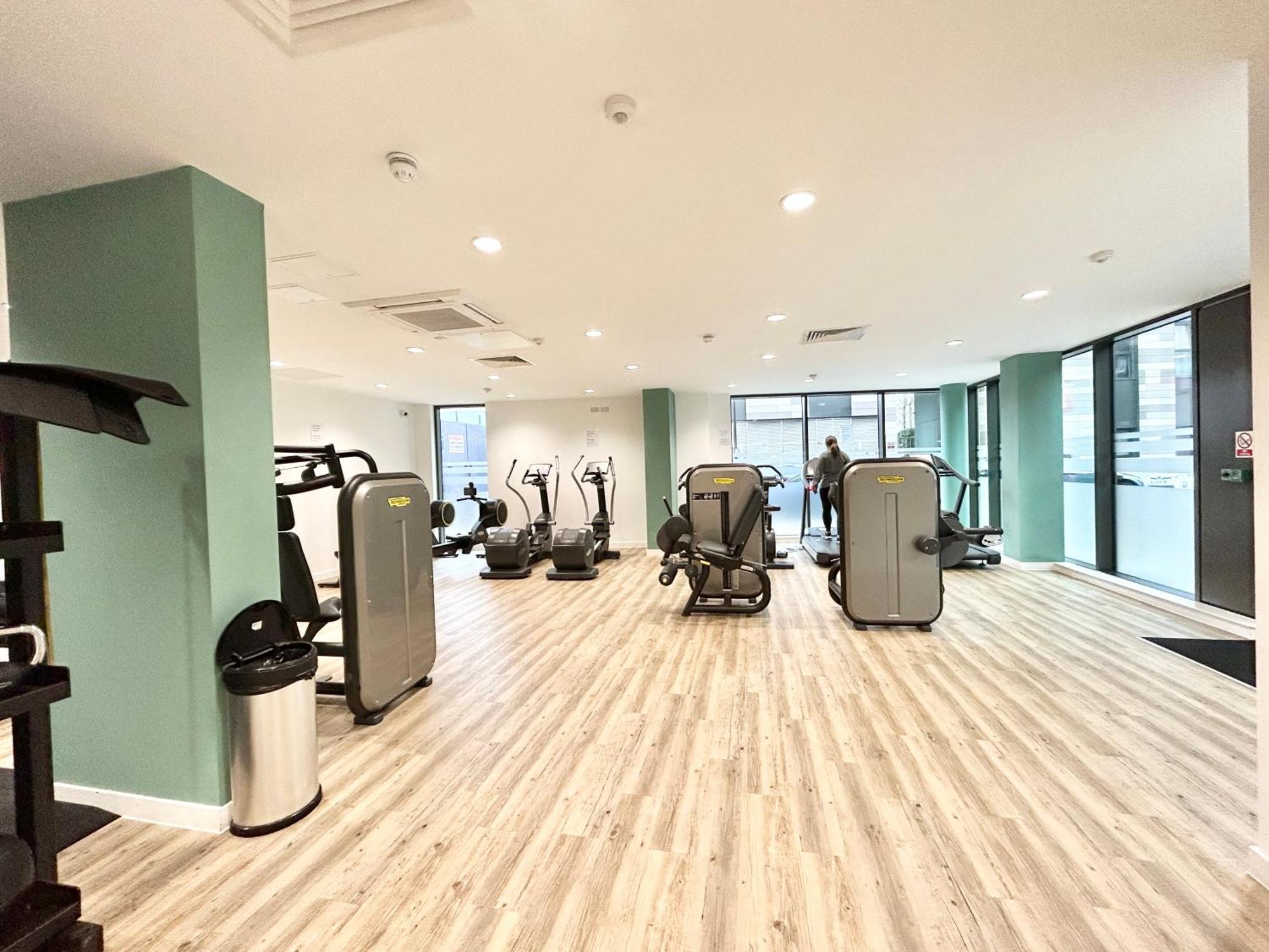 Appartement Modern,New Build, Canary Wharf- Gym, Rooftop à Londres Extérieur photo